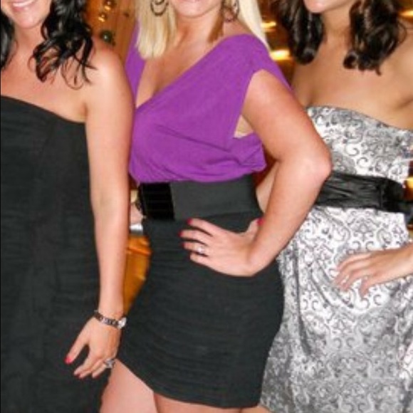 Express dress - Picture 3 of 3