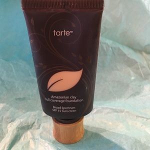 Tarte full coverage Light-medium Neutral