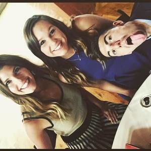 Meet your Posher, Sara