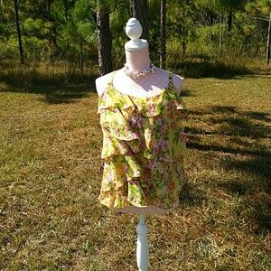 Flirty yellow floral top