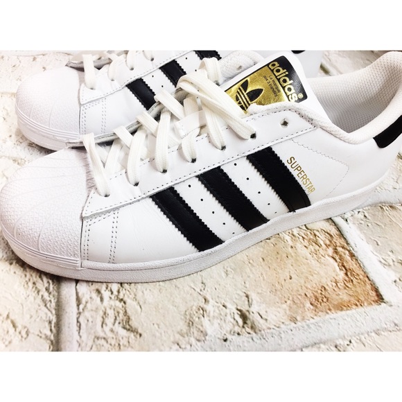 Adidas Superstar MEN Size 8! *Fits like Women's 10