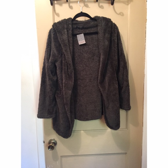 NWT Furry jacket! 💕