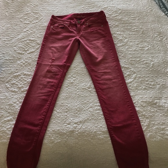 American Eagle size 4 red jeans