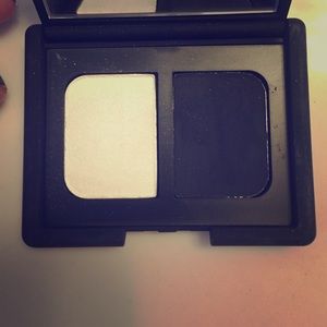 Nars Duo eyeshadow palette in Pandora