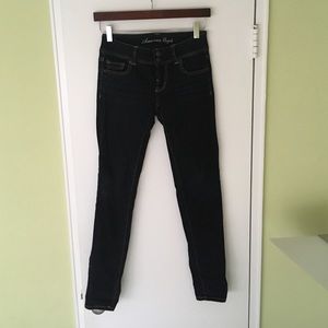 American eagle dark wash skinny jeans
