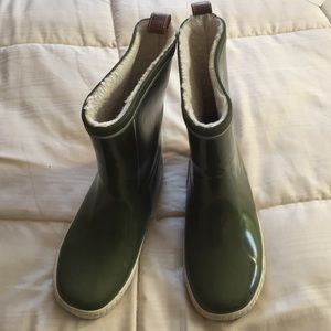Tretorn Women's Green Olive Shiny rain boots