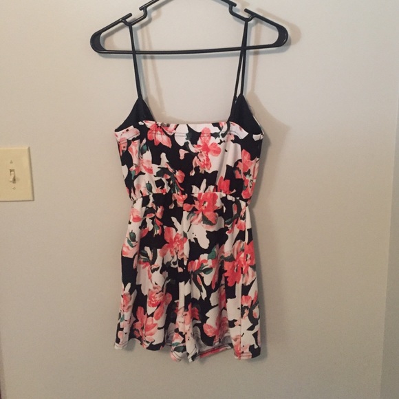 Romper - Picture 3 of 3