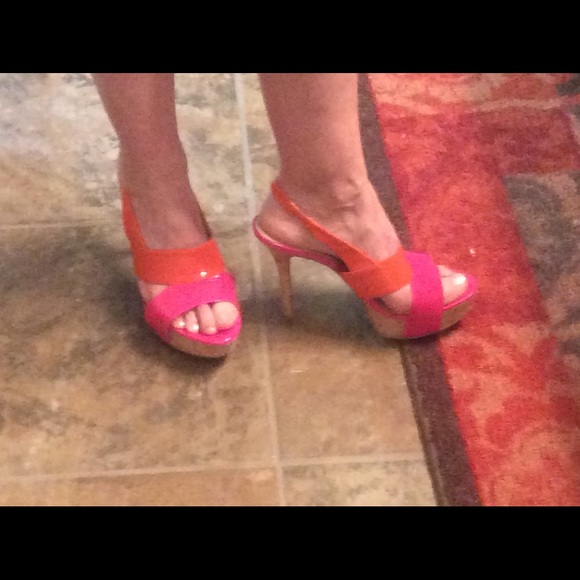 Sexy sandals!  5" heel / 1.5" platform. Leather