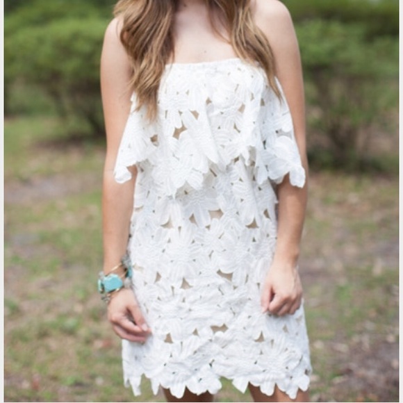 Judith March Crochet lace ruffle dress Small