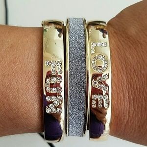 Bracelet  budlle 3 counting read the description