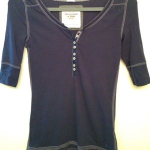 Abercrombie & Fitch 3/4 sleeve shirt