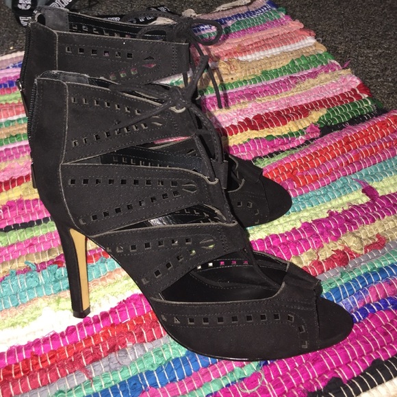 Express heels