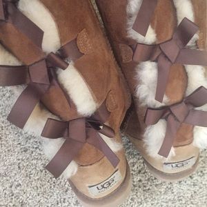 Bailey bow tall uggs