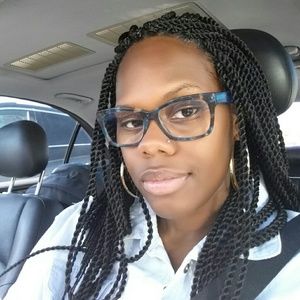 Meet your Posher, Brandi