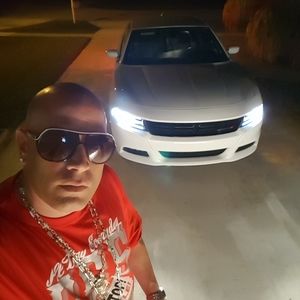 Meet your Posher, Sam