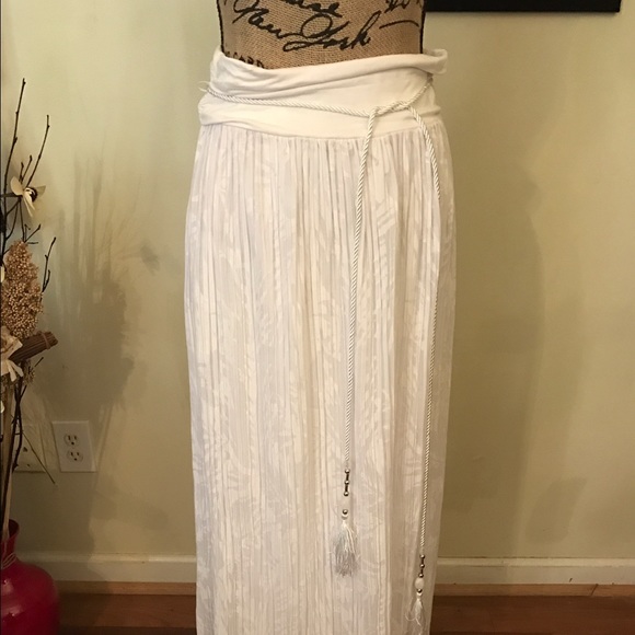 WHITE HOUSE BLACK MARKET maxi skirt