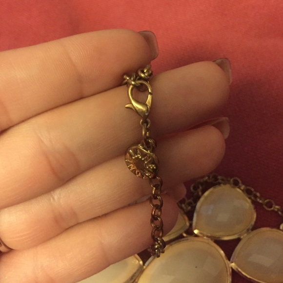 Beautiful statement necklace - Picture 4 of 4