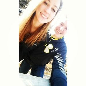 Meet your Posher, Holly