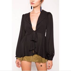 Stone Cold Fox Fate Top Black