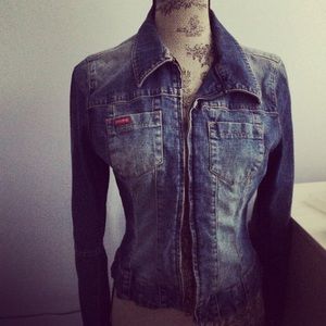 Like NEW Guess Tailored Denim Jacket
