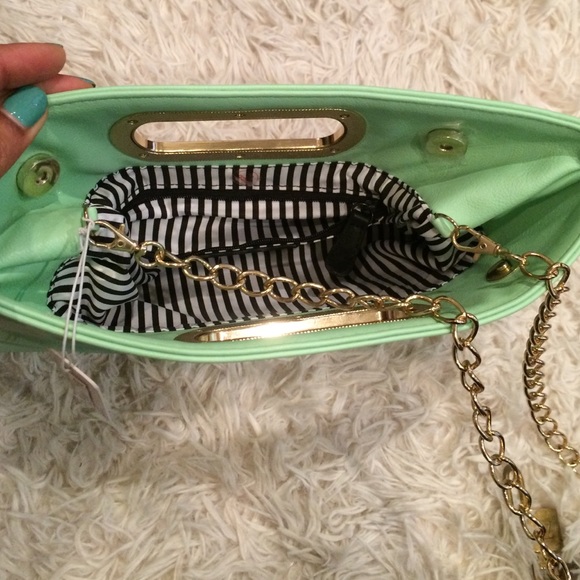 NWT Mint Green Crossbody/Clutch - Picture 2 of 3