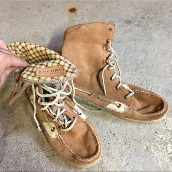 Sperry top-sider boots size 9 lace up