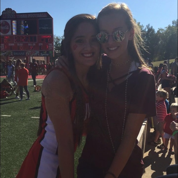 Meet your Posher, Allison