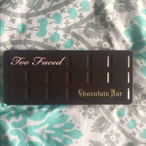 ‼️HOLDING‼️ Too Faced Chocolate Bar Palette
