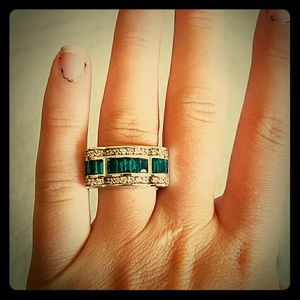 Gemstone silver ring