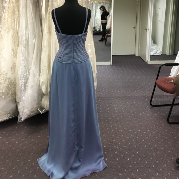 Iridescent blue and purple gown - Picture 4 of 4