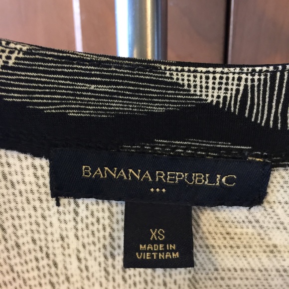 Banana Republic geometric dress - Picture 7 of 7