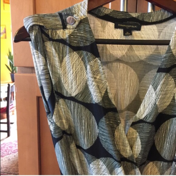 Banana Republic geometric dress - Picture 6 of 7