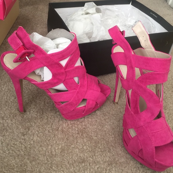 Fuchsia heels