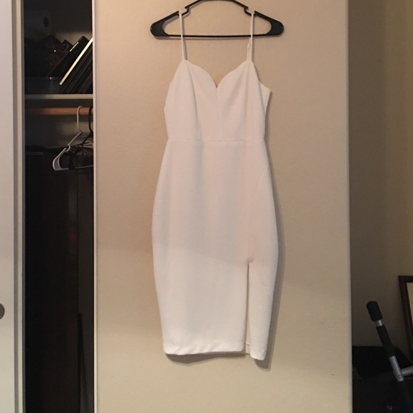 Bisou Bisou white cocktail dress