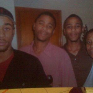 Meet your Posher, Emayko