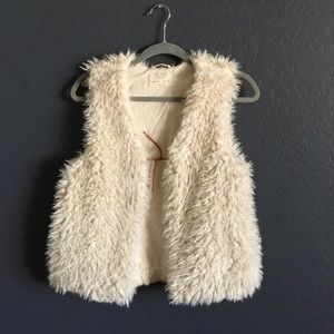 Fur vest