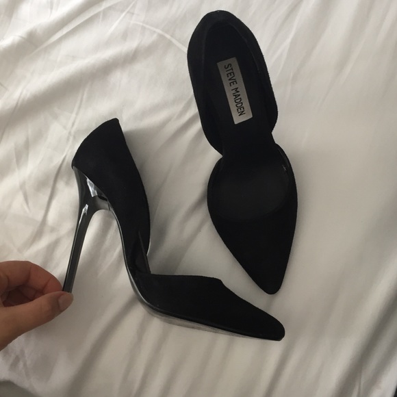 Steve Madden pointy toe pump