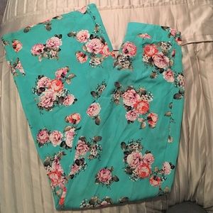 Wide Legged Patterned Pants