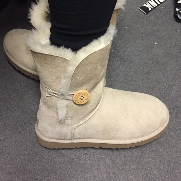 Bailey Button Sand UGGs