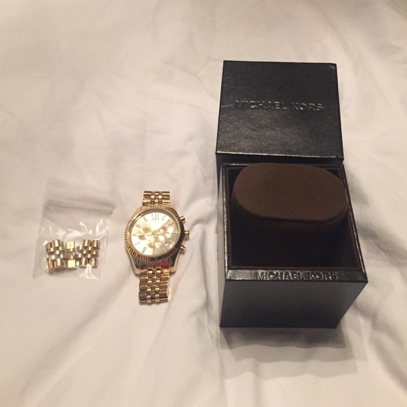 Michael Kors Watch Cronograph with 3 subdials - Picture 1 of 4