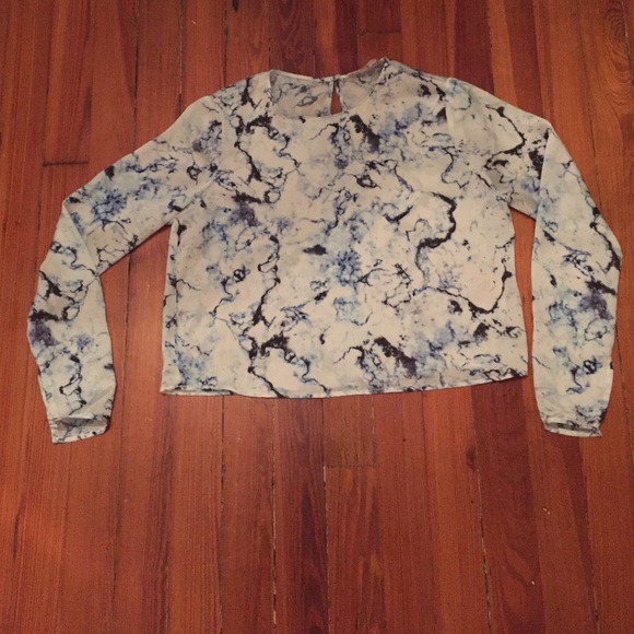 Marbled long sleeve crop top!