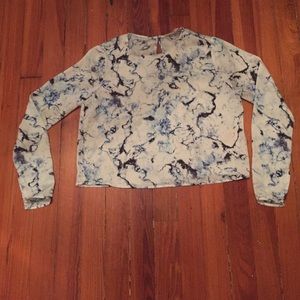 Marbled long sleeve crop top!