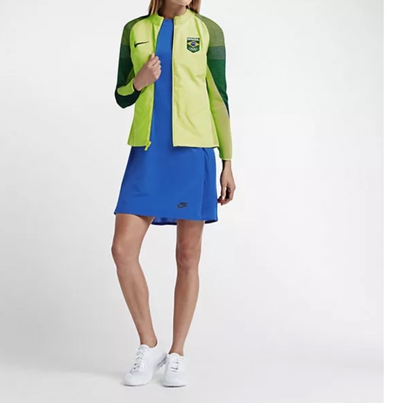 **SOLD**NIKE BRASIL DYNAMIC REVEAL KNIT TECH - Picture 2 of 4