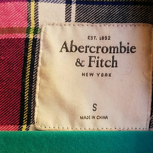 Button down collared flannel - Picture 2 of 3