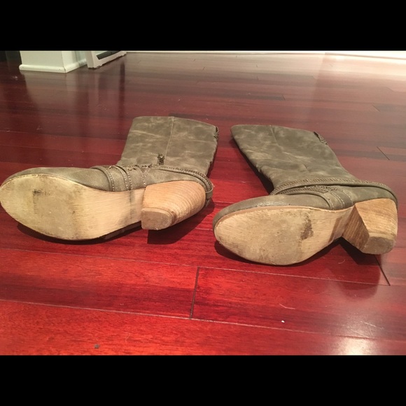 Not Rated Boots from Buckle - Picture 4 of 4