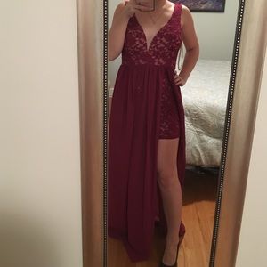 🚨 SALE ❗️Lulu's Red Lace Maxi Dress