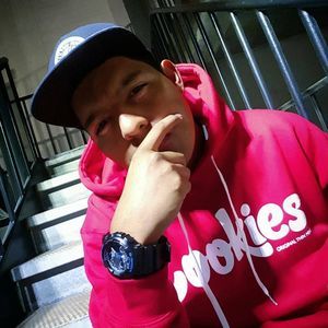 Meet your Posher, Adrian