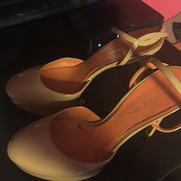 Via Spiga Platforms - Picture 3 of 3