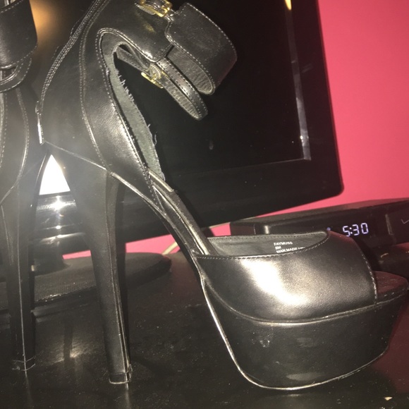 Steve Madden platform - Picture 3 of 3