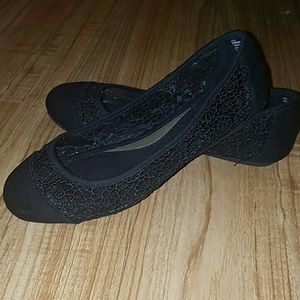 Self Esteem black flats- Like New!